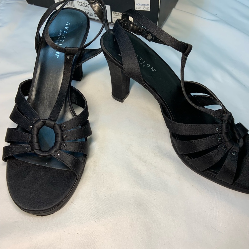 Kenneth Cole Reaction high heels